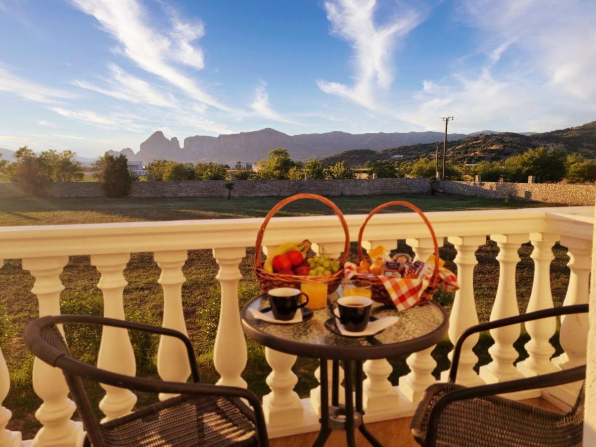 Spilaio At Meteora Hotel Kalambáka Kültér fotó