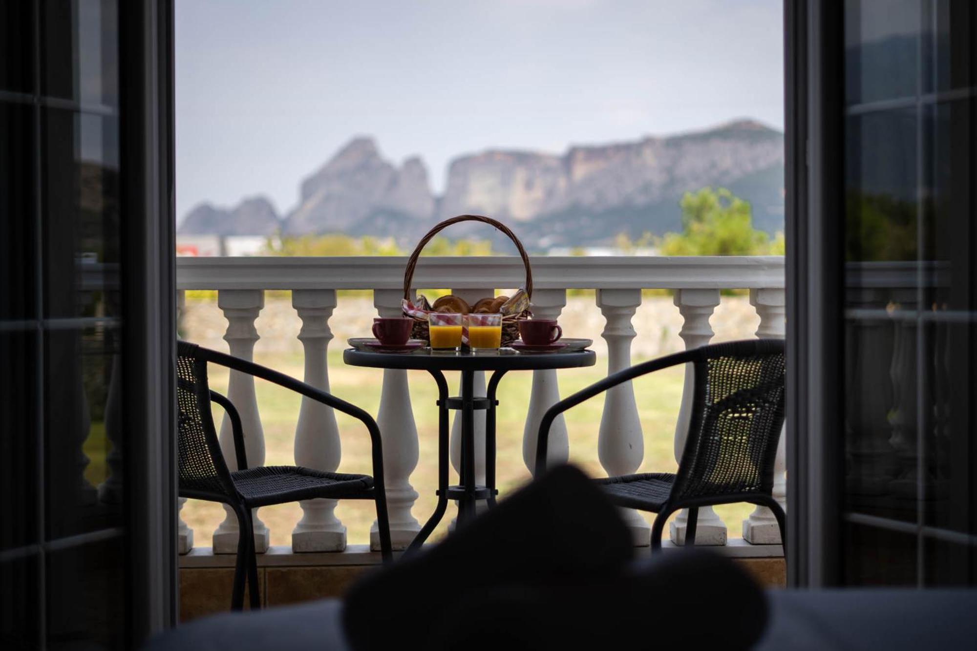 Spilaio At Meteora Hotel Kalambáka Kültér fotó