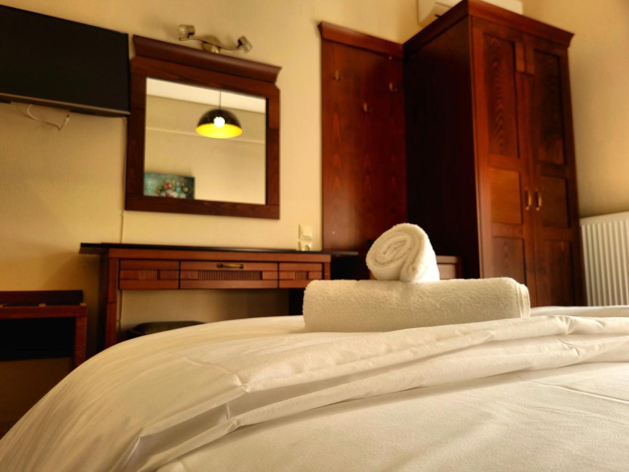 Spilaio At Meteora Hotel Kalambáka Kültér fotó